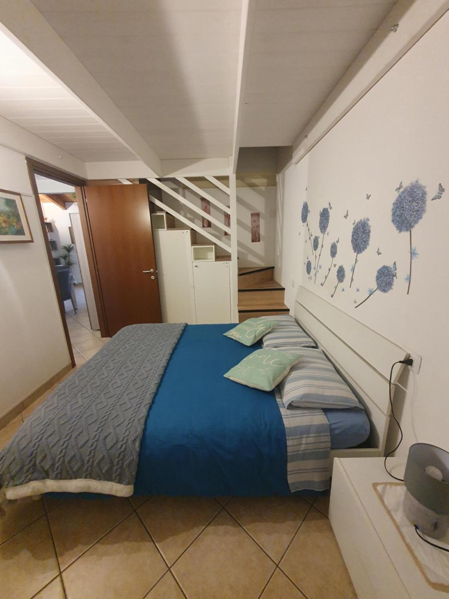 Apartamento Dimora Chiaretta Caronno Pertusella Exterior foto